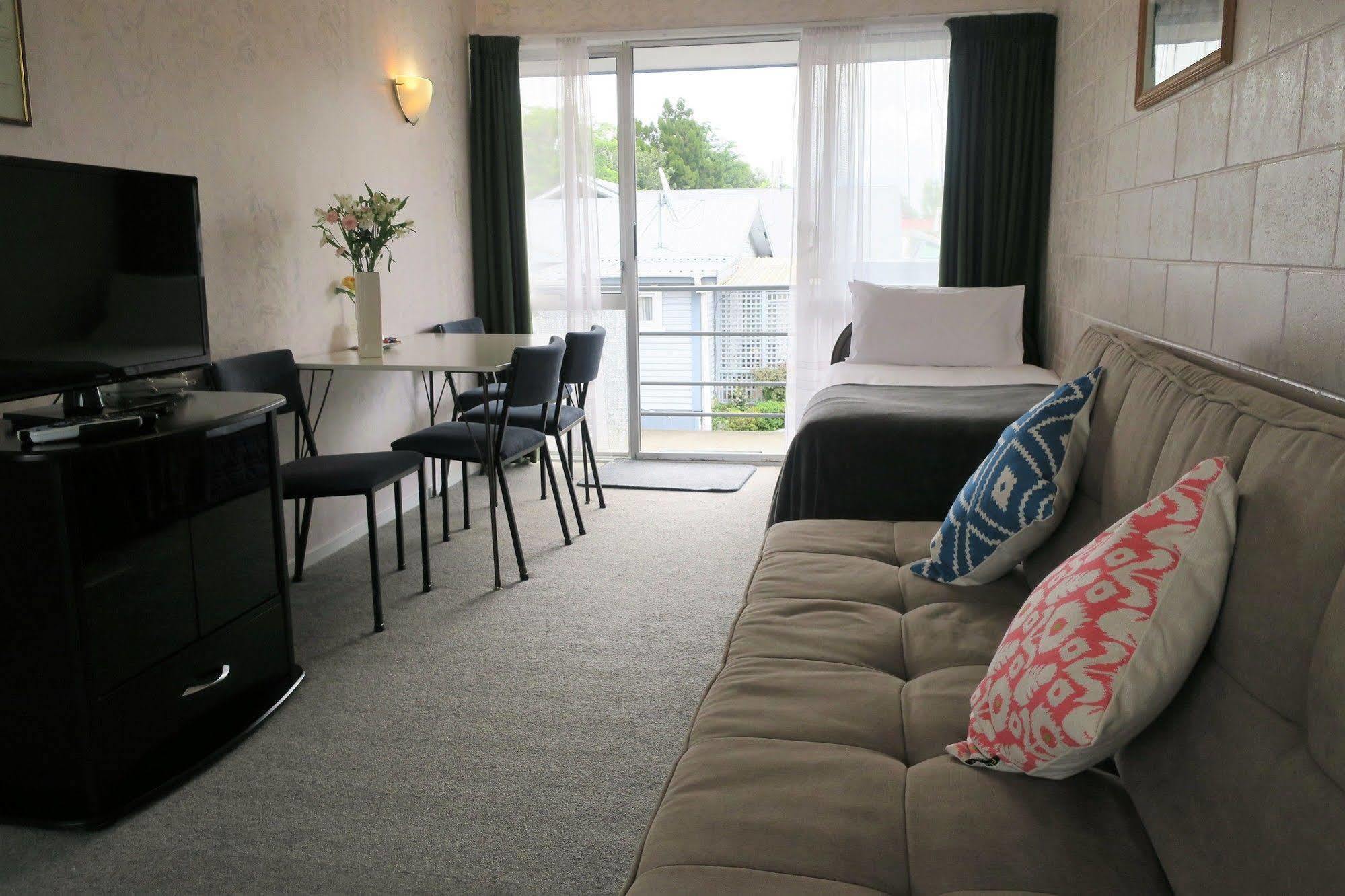 Roselands Motel Tauranga Zewnętrze zdjęcie